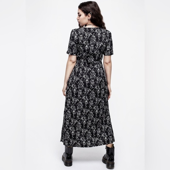 NEW Disturbia Naomi Squareneck Floral Dress Black White Size 2 US Midi Maxi NWOT - Picture 2 of 11